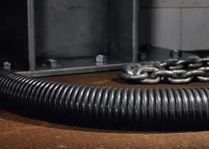 Wąż osłonowy HellermannTyton HelaGuard PCS20, O 16.9/21.5 mm, czarny