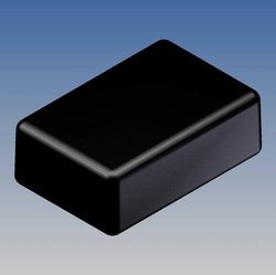 TEKO Mała dwuczęściowa obudowa z tworzywa sztucznego, płaskie dno i formowana górna pokrywa. Matowe wykończenie powierzchni. Zamykanie na dwie śruby. 57 x 38 x 20 mm Czarny RAL 9004 Obudowa uniwersalna SR01.9 TEKO SR01.9 ABS czarny 57 x 38 x 20  1 szt.