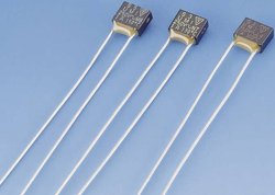 Bezpiecznik termiczny 136 °C 1 A 250 V (D x S x W) 4 x 5.2 x 2.2 mm ESKA 700.136 N5 1 szt.