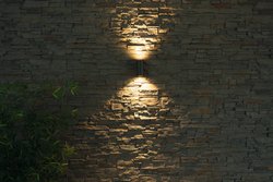 Zewnętrzna lampa ścienna Heitronic Ambos 35376 22 W  IP54