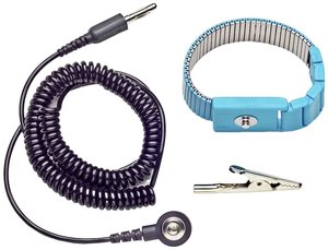 Antystatyczny pasek na nadgarstek z klipsem i kablem uziemiającym Opaska ESD na nadgarstek Pomona Electronics 1632932