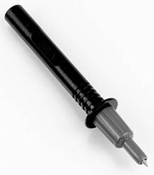 HT Instruments 404-IECN Złącze męskie bananowe CAT III 1000 V, CAT IV 600 V czarny