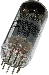 Lampa elektronowa 6973  6973 Ilość biegunów 9 Trzonek Noval Opis: Wyjściowa tetroda wiązkowa