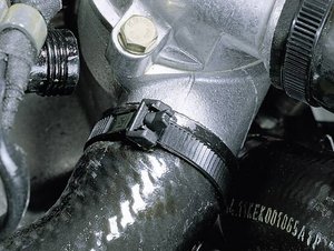 Opaska kablowa HellermannTyton RT250-PA12-BK 131-12520, poliamid, 100 szt.