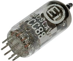 Lampa elektronowa PCC PCC 88 = 7 DJ 8  PCC 88 = 7 DJ 8 Ilość biegunów 9 Trzonek Noval Opis: Podwójna trioda