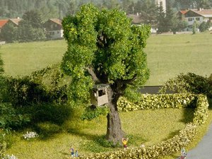 Drzewo TT z domkiem na drzewie, wysokość 13 cm NOCH 21767 Drzewo Dąb 130 mm 1 szt.