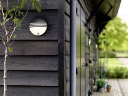 Zewnętrzna lampa ścienna z czujnikiem ruchu Philips Lighting Yarrow 172973016 6 W  IP44