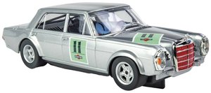DIG132 Mercedes-Benz 300 SEL 6.3 AMG „Nagroda Narodów 1970, nr 11” Samochód Carrera 20031088 1 szt.