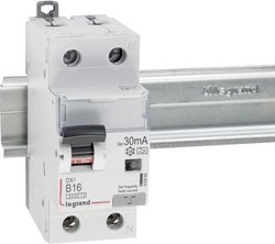 Wyłącznik różnicowoprądowy/automatyczny Legrand 410965, 1 styk, 16 A, 0.03 A, 230 V