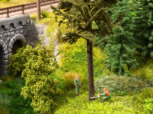 NOCH Ścinanie drzew w scenie dźwiękowej H0