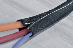 Wąż zbrojony HellermannTyton Twist-In-FR 50-PET-BK, 170-01109, 15 m, średnica: 50 mm