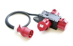 Rozdzielacz kompaktowy CEE, PCE 953.0113, 32 A, 5-pin, 400V, IP44, kabel 1,5 m, czarny