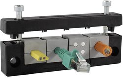 Listwa przepustów kablowych KEL-E. Icotek, KEL-E3, 42258, (D x S x W) 72.8 x 39.5 x 17 mm, czarny, 1 szt.