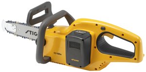 Akumulatorowa pilarka łańcuchowa CS 100e, 700 W, brzeszczot 10&quot,, 14,5 m/s, w zestawie akumulator 4 Ah Piła łańcuchowa STIGA CS 100e 271404101/ST1