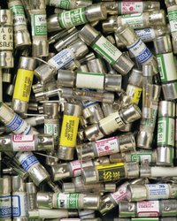 Bezpiecznik do miernika uniwersalnego 630 mA/250 V Fluke 740670 1 szt.