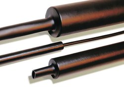 Rurka termokurczliwa o średniej grubości ścianki Insultite z klejem wewnętrznym 4:1 Rurka termokurczliwa HellermannTyton TREDUX MA47 - 19/6