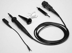 Próbnik Tektronix P2220