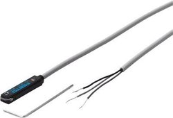 Przełącznik zbliżeniowy FESTO SME-8-K5-LED-24 175404 1 szt.