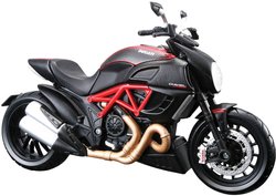 Model motocykla Maisto Ducati Diavel Carbon