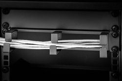 renkforce Panel 25,4 cm (10 '') z 3 wspornikami do prowadzenia kabli 1 U Organizer do kabli Renkforce  RF-3429154 1 szt.