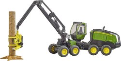 Kombajn Brother John Deere z pniem drzewa